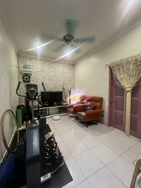 Rumah Teres 2 Tingkat untuk Dijual di Seremban (Negeri Sembilan) - Nicky Chua - Living Room - PropertyGuru.com.my