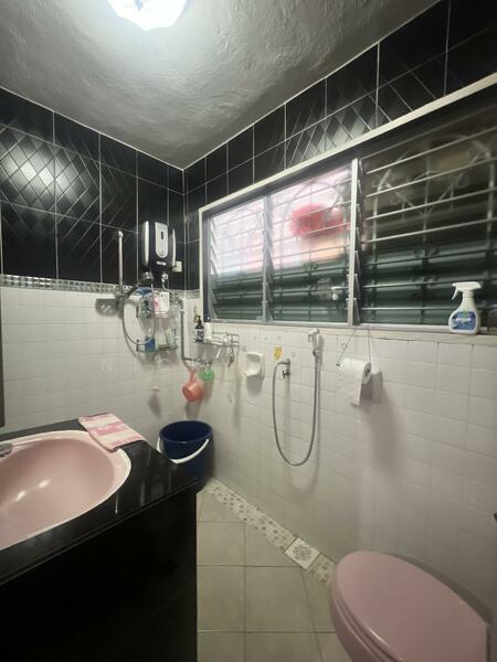 Rumah Teres 2 Tingkat untuk Dijual di Seremban (Negeri Sembilan) - Nicky Chua - Bathroom - PropertyGuru.com.my
