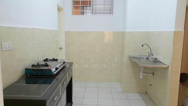 Juta Mines untuk Untuk Dijual - RM 278,000, Mac 2026 - Kitchen - PropertyGuru.com.my
