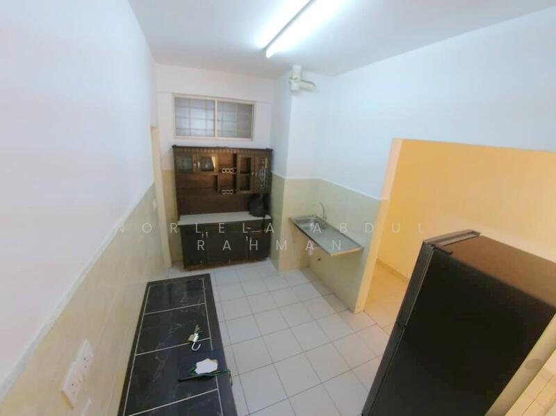 Juta Mines untuk Untuk Dijual - RM 278,000, Mac 2026 - Kitchen - PropertyGuru.com.my