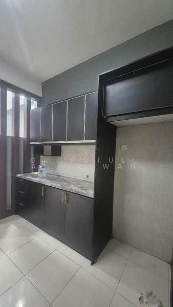 Taman Bukit Kajang Baru untuk Untuk Dijual - RM 700,000, Apr 2026 - Kitchen - PropertyGuru.com.my