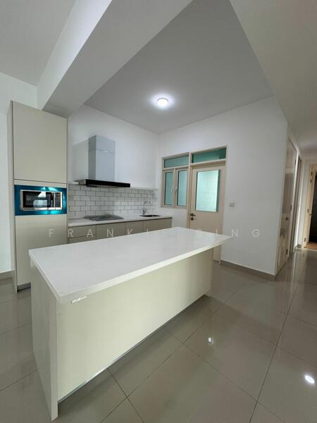 East Parc @ Manjalara untuk Untuk Disewa - RM 2,500 /bulan, Feb 2026 - Kitchen - PropertyGuru.com.my