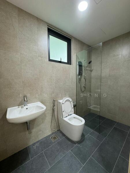 East Parc @ Manjalara untuk Untuk Disewa - RM 2,500 /bulan, Feb 2026 - Bathroom - PropertyGuru.com.my