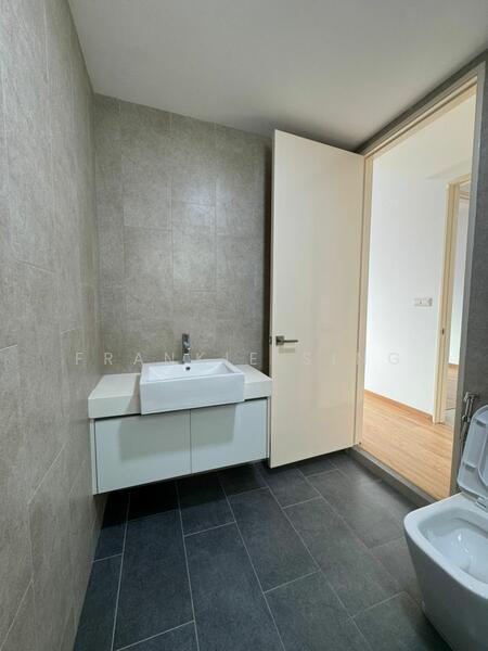 East Parc @ Manjalara untuk Untuk Disewa - RM 2,500 /bulan, Feb 2026 - Bathroom - PropertyGuru.com.my