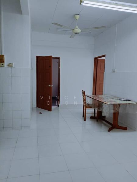 Untuk Dijual - Slim River