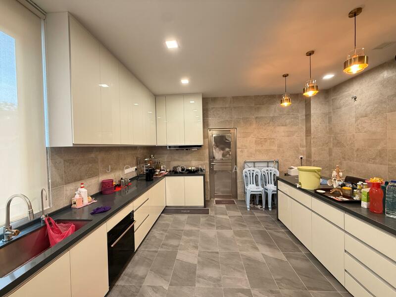 Semi-Detached House for Sale in Bandar Mahkota Cheras (Cheras) - joeson ang - Kitchen - PropertyGuru.com.my