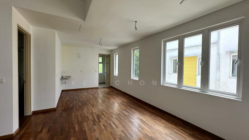 Rumah Teres 3-Tingkat untuk Dijual di Rawang (Selangor) - Ken Chong - Living Room - PropertyGuru.com.my