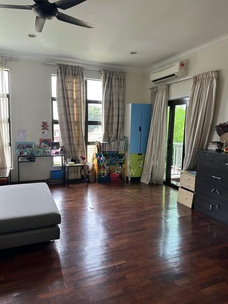 Bungalow House for Sale in Seksyen 5 (Petaling Jaya) - Siew Kim Chew - Living Room - PropertyGuru.com.my