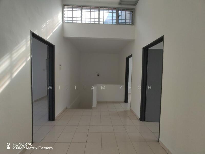 2-storey Terraced House for Sale in Bandar Bukit Tinggi 2 (Klang) - William Yeoh - Corridor - PropertyGuru.com.my