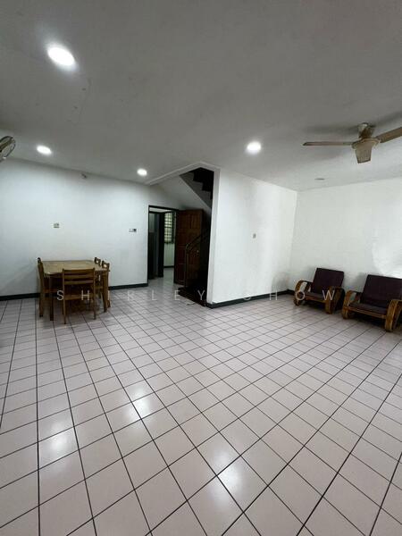 Untuk Disewa - Taman Damai