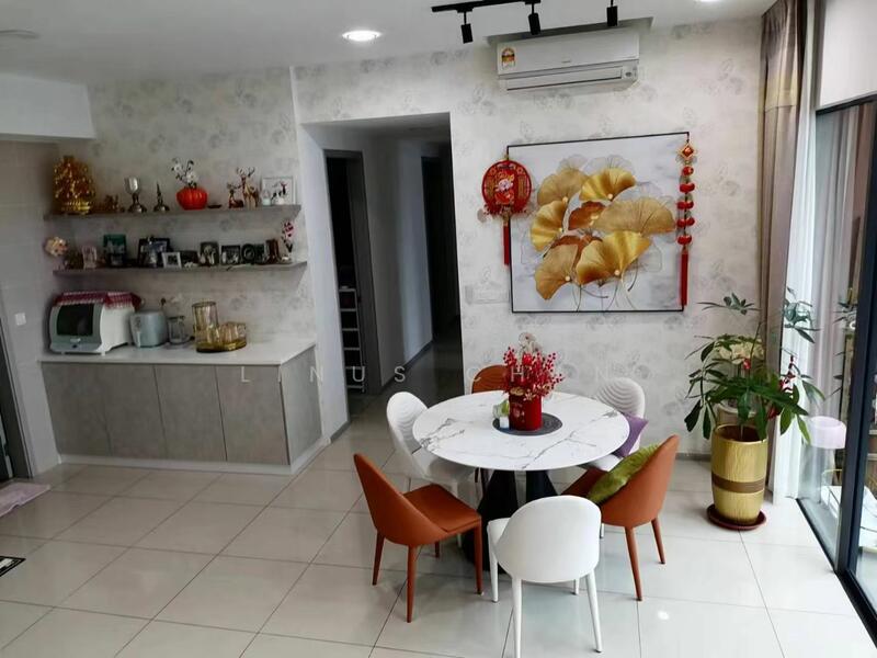 Kondominium untuk Dijual di Sunway Mont Residences - Linus Chan - Dining Room - PropertyGuru.com.my