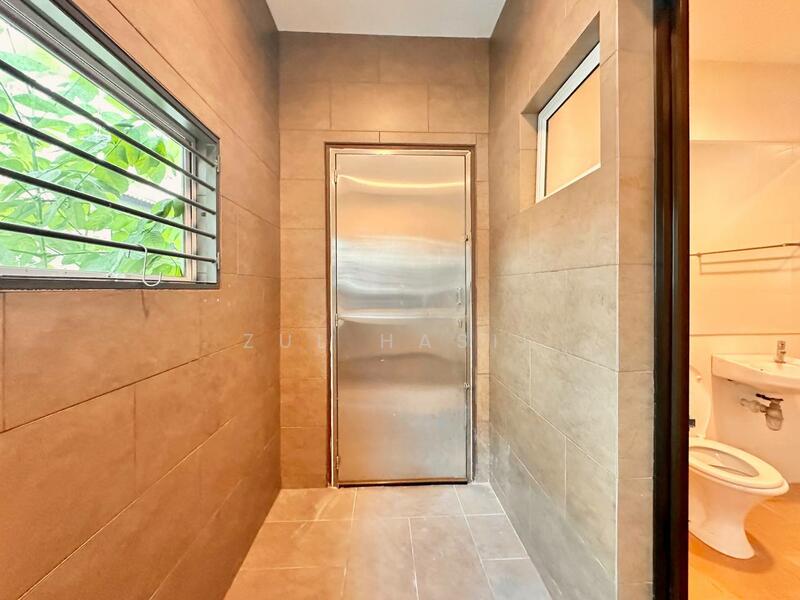 2-storey Terraced House for Sale in Ampang (Selangor) - Zul Hasif - Bathroom - PropertyGuru.com.my