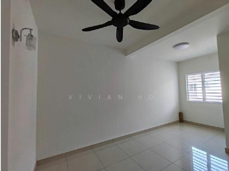 2-storey Terraced House for Sale in Rawang (Selangor) - Vivian Ho - Living Room - PropertyGuru.com.my