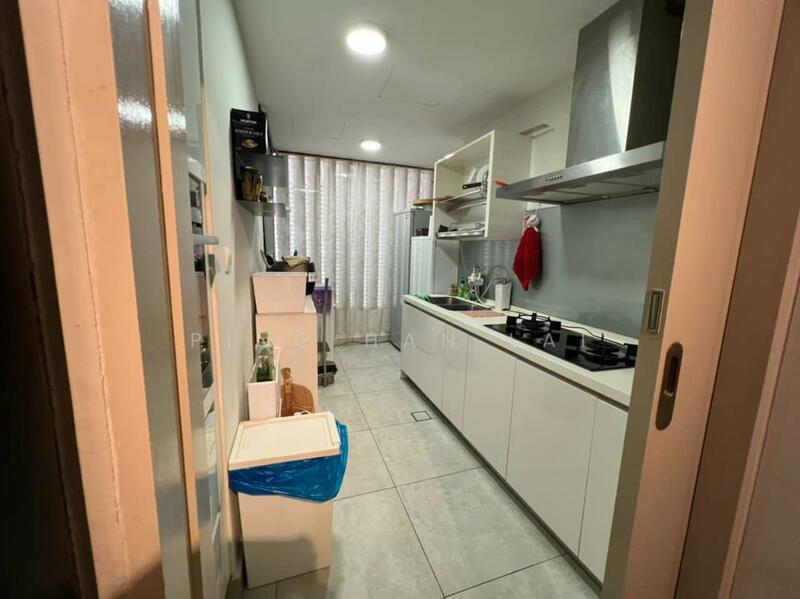 Service Residence for Sale at Verde - Ping Han Lai - Kitchen - PropertyGuru.com.my