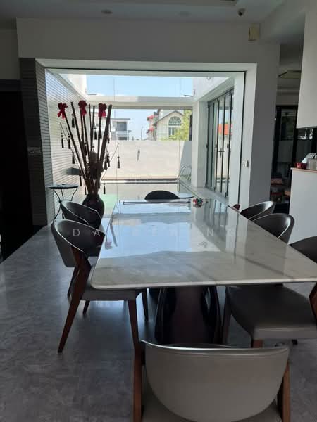 Rumah Banglo untuk Dijual di Subang Heights (Subang Jaya) - Darren Ng - Dining Room - PropertyGuru.com.my