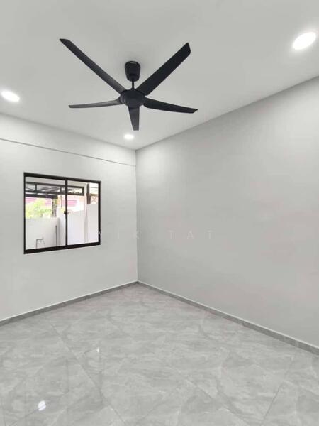 Untuk Dijual - Tun Aminah Tun Aminah Tuns Aminahs