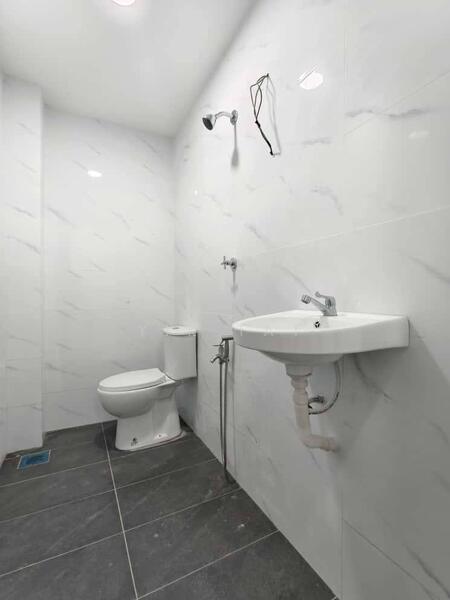 Untuk Dijual - Tun Aminah Tun Aminah Tuns Aminahs