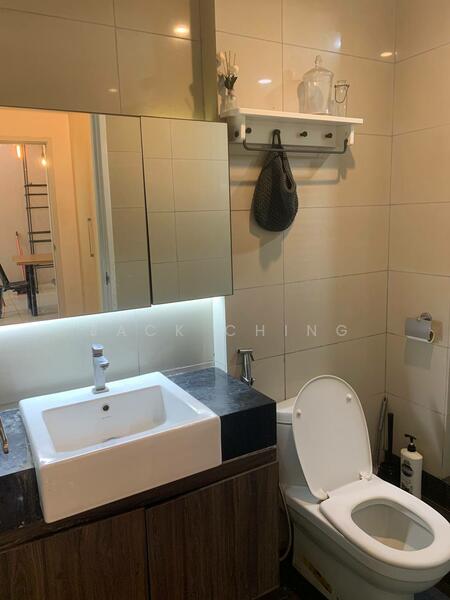 Untuk Disewa - The Sky Executive Suites