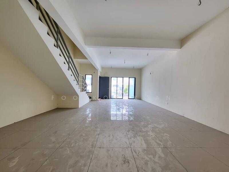 Rumah Teres 2-Tingkat untuk Dijual di Rawang (Selangor) - Kelton Foo - Living Room - PropertyGuru.com.my