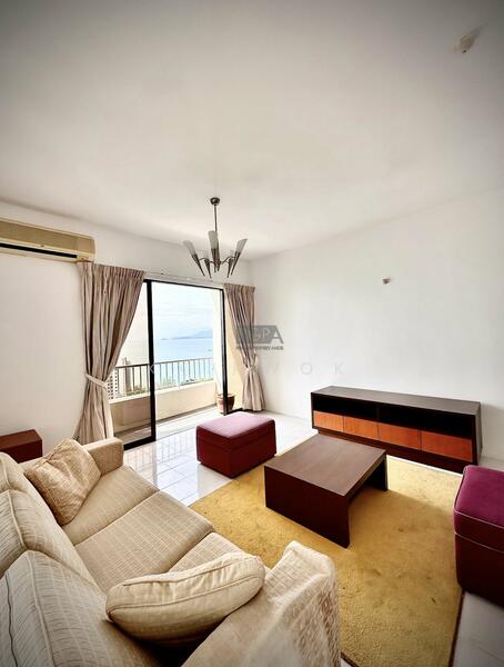 Kondominium untuk Dijual di Miami Green - KK Kwok - Living Room - PropertyGuru.com.my