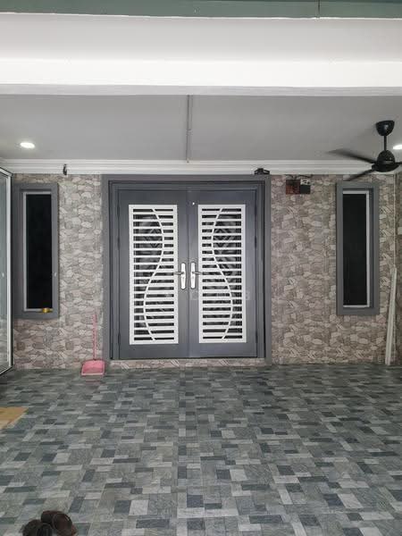 Rumah Teres untuk Disewa di Bandar Saujana Putra (Tanjong Duabelas) - Jacob Simmon - Exterior - PropertyGuru.com.my