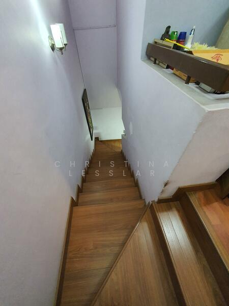 Stairs leading up to the 1st floor