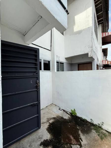 Rumah Teres 2-Tingkat untuk Dijual di Taman Nora (Ulu Tiram) - Lisa Yeo - Exterior - PropertyGuru.com.my