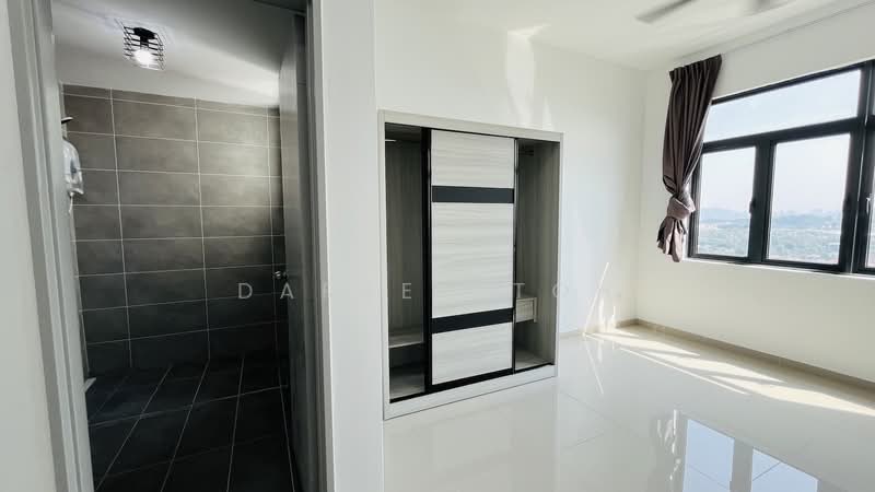 Kediaman Servis untuk Disewa di Serviced Residence @ The Louvre @ Country Heights - Darren Toh - Bathroom - PropertyGuru.com.my