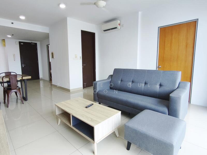 Servis Apartment untuk Dijual di Trefoil @ Setia City - Liza Tieo Quek Hoon - Living Room - PropertyGuru.com.my