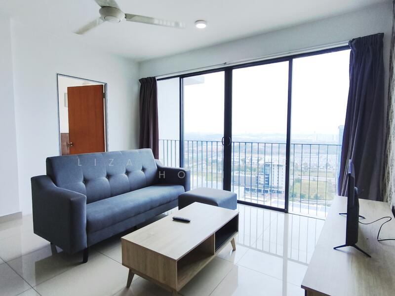 Servis Apartment untuk Dijual di Trefoil @ Setia City - Liza Tieo Quek Hoon - Living Room - PropertyGuru.com.my