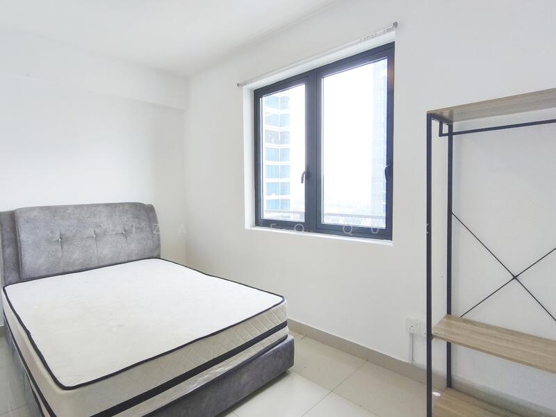 Servis Apartment untuk Dijual di Trefoil @ Setia City - Liza Tieo Quek Hoon - Bedroom - PropertyGuru.com.my