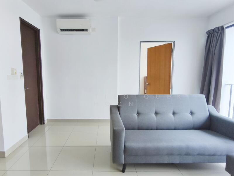 Servis Apartment untuk Dijual di Trefoil @ Setia City - Liza Tieo Quek Hoon - Living Room - PropertyGuru.com.my