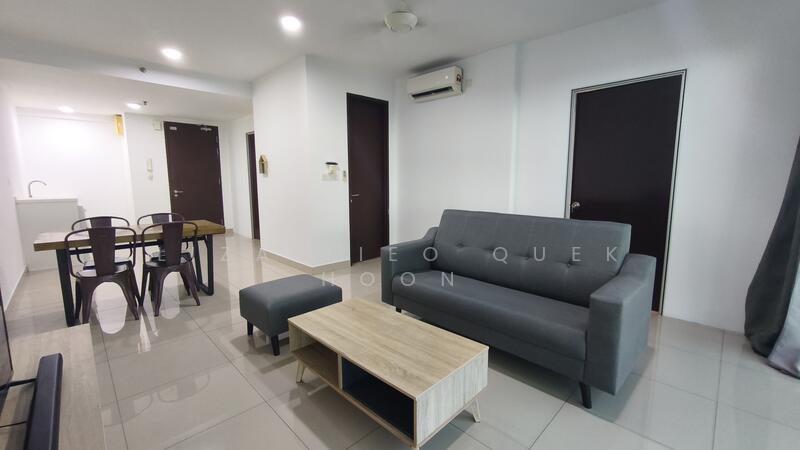 Servis Apartment untuk Dijual di Trefoil @ Setia City - Liza Tieo Quek Hoon - Living Room - PropertyGuru.com.my