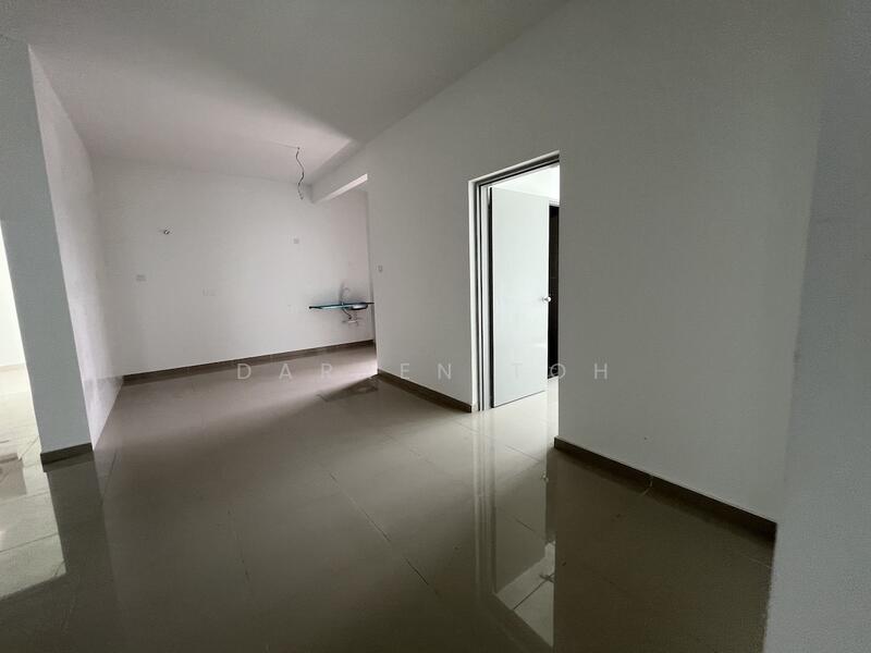 Service Residence for Rent at Serviced Residence @ The Louvre @ Country Heights - Darren Toh - Corridor - PropertyGuru.com.my