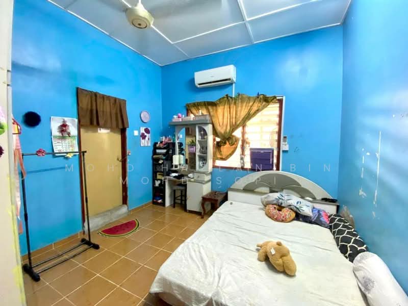 Semi-Detached House for Sale in Tanjong Karang (Selangor) - Mohd Hazlan bin Mohd Sopi - PropertyGuru.com.my