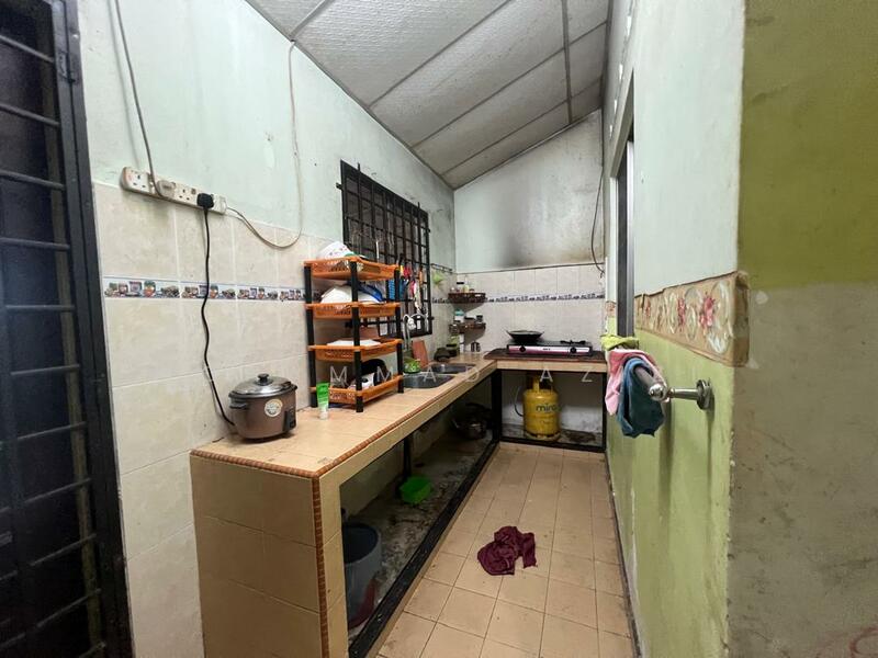 For Sale - Kampung Mak Chili