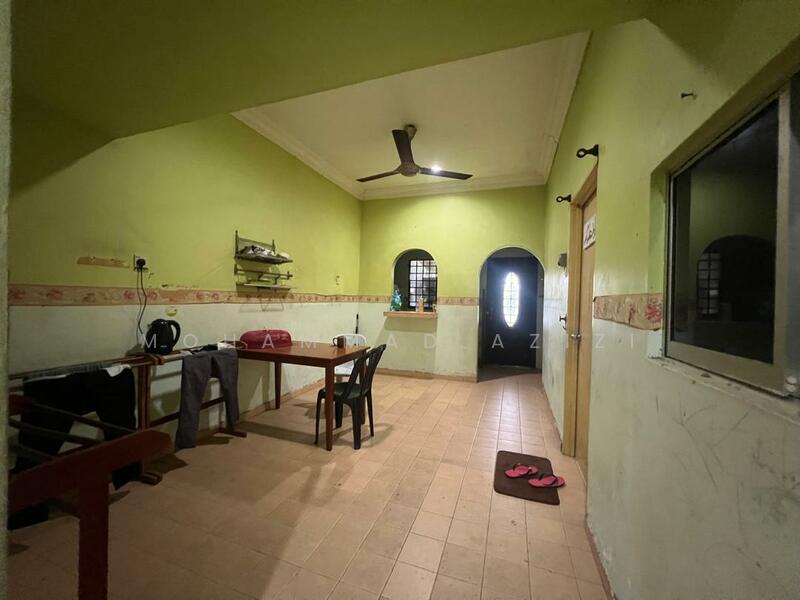 For Sale - Kampung Mak Chili