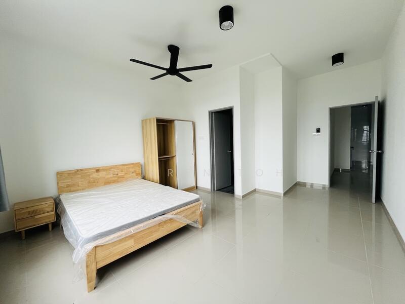 Service Residence for Rent at Serviced Residence @ The Louvre @ Country Heights - Darren Toh - Bedroom - PropertyGuru.com.my