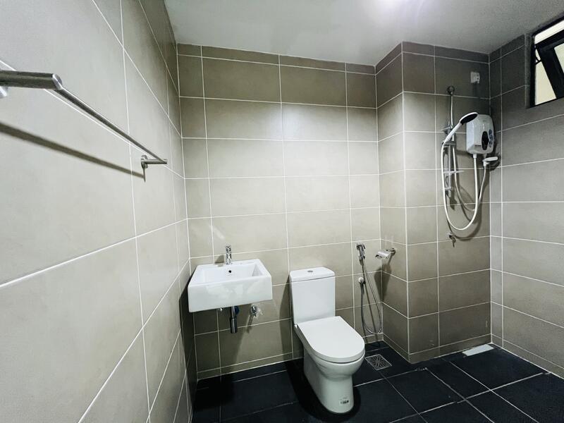 Service Residence for Rent at Serviced Residence @ The Louvre @ Country Heights - Darren Toh - Bathroom - PropertyGuru.com.my