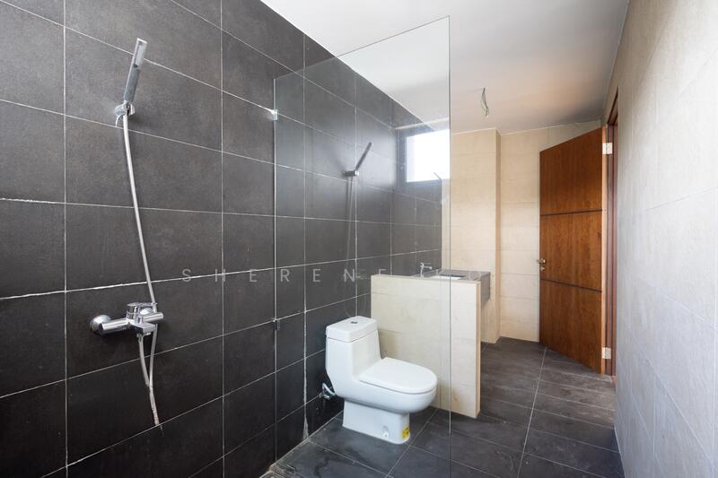 Gated & Guarded 3 Storey Detached Bungalow @ Windsor Estate Jalan Hup Kee Prime Location untuk Untuk Dijual - RM 2,050,000, Mac 2026 - Bathroom - PropertyGuru.com.my