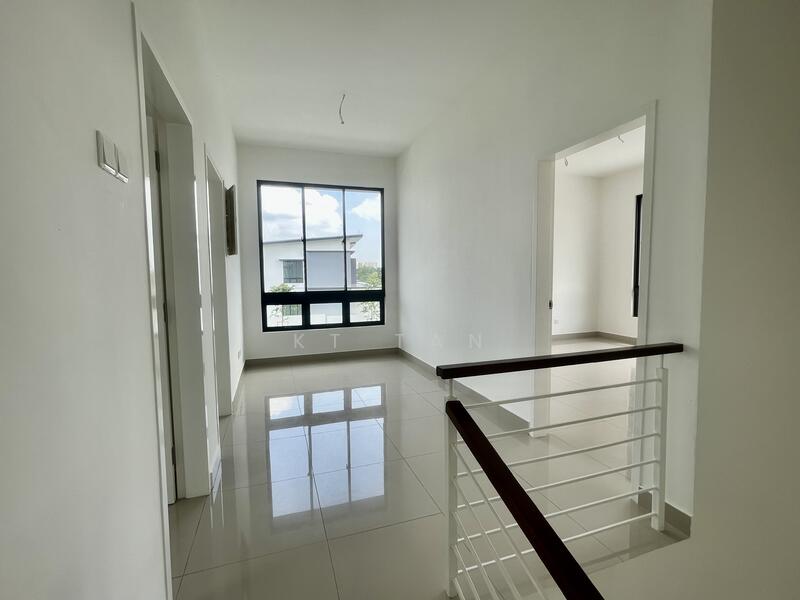 Rumah Teres 2 Tingkat untuk Dijual di Taman Adda Heights (Tebrau) - KT Tan - Upper Floor - PropertyGuru.com.my