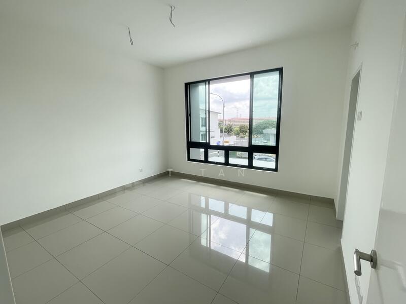 Rumah Teres 2 Tingkat untuk Dijual di Taman Adda Heights (Tebrau) - KT Tan - Room - PropertyGuru.com.my