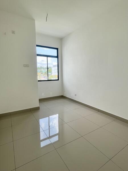 Rumah Teres 2 Tingkat untuk Dijual di Taman Adda Heights (Tebrau) - KT Tan - Room - PropertyGuru.com.my