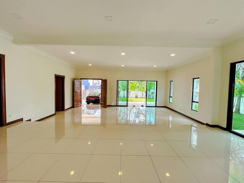 Rumah Banglo untuk Dijual di Taman Bukit Suria (Cheras) - Nick Yap - Living Room - PropertyGuru.com.my