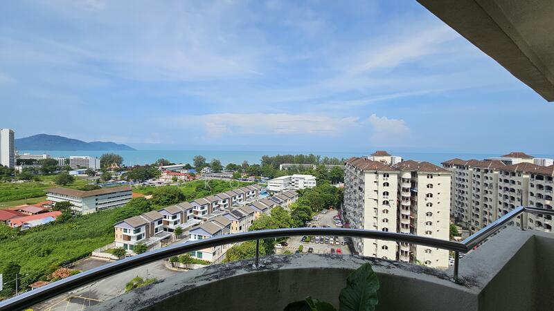 Kondominium untuk Dijual di Eden Fairway Condominium - Nickolas Lim - Balcony - PropertyGuru.com.my