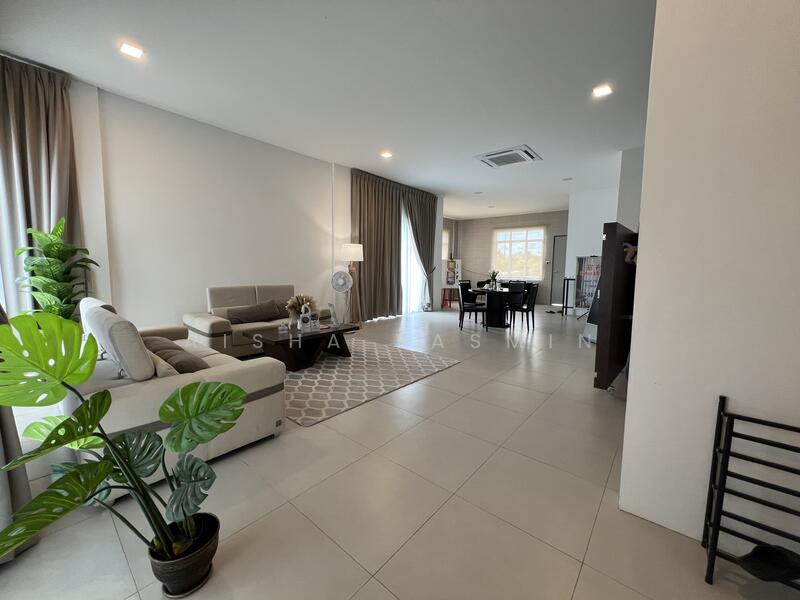 Serene@Sakura untuk Untuk Dijual - RM 650,000, Mac 2026 - Living Room - PropertyGuru.com.my