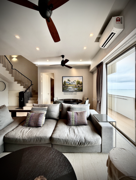Kondominium untuk Dijual di By The Sea - Jeanette Hee - Living Room - PropertyGuru.com.my