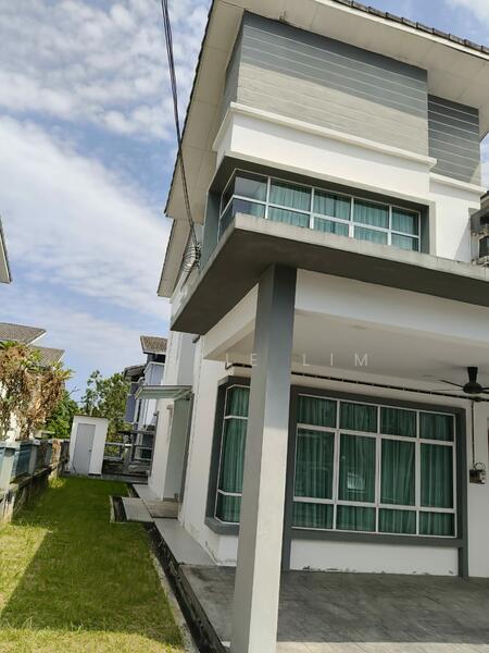 Semi-Detached House for Sale in Semenyih (Selangor) - Jessie Lim - Exterior - PropertyGuru.com.my