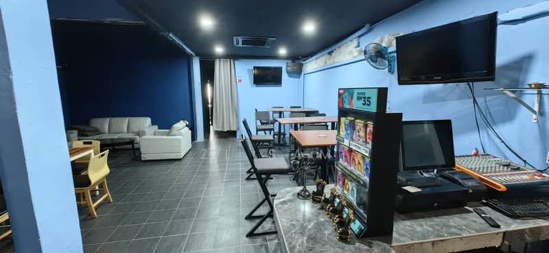 Shop for Sale in Seksyen 14 (Petaling Jaya) - ZL Sam - Living Room - PropertyGuru.com.my