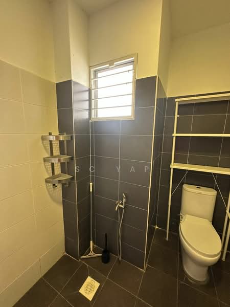 Rumah Berkembar untuk Dijual di Bandar Nusaputra (Puchong) - SC Yap - Bathroom - PropertyGuru.com.my